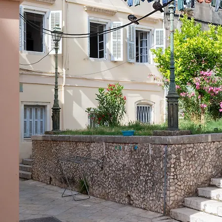 Iliokambida House * Corfu (city)